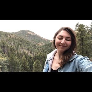 Meet your Posher, Megan